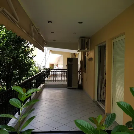 Παράλιο Άστρος Διαμέρισμα Στην Παραλία Paralio Astros Exterior photo